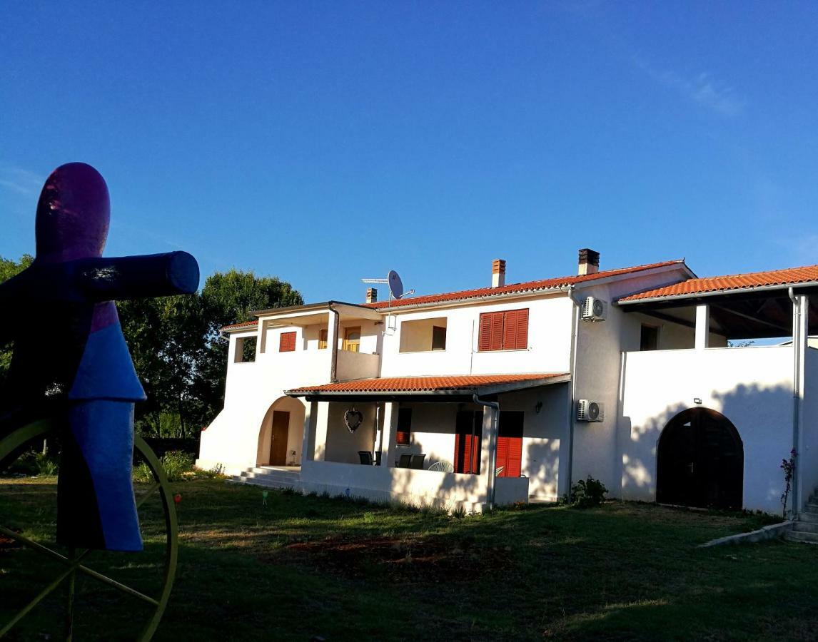 Apartament Casa Val Madorso Peroj Zewnętrze zdjęcie
